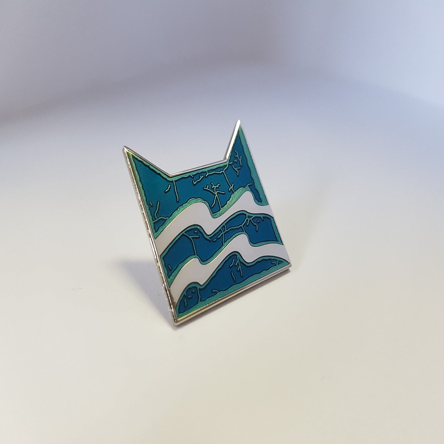 Collector's RiverClan Pin Badge