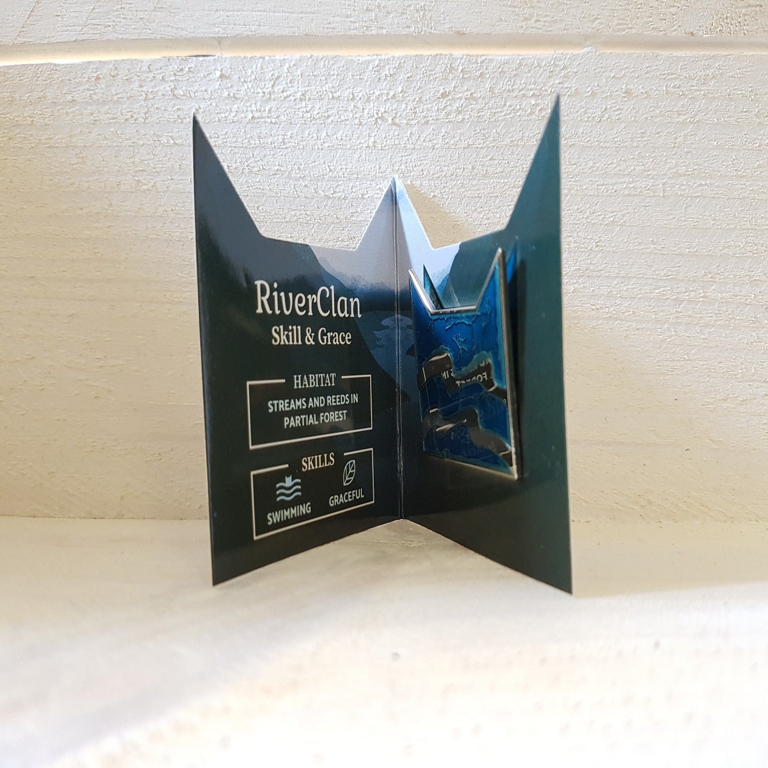 Collector's RiverClan Pin Badge - Image 4