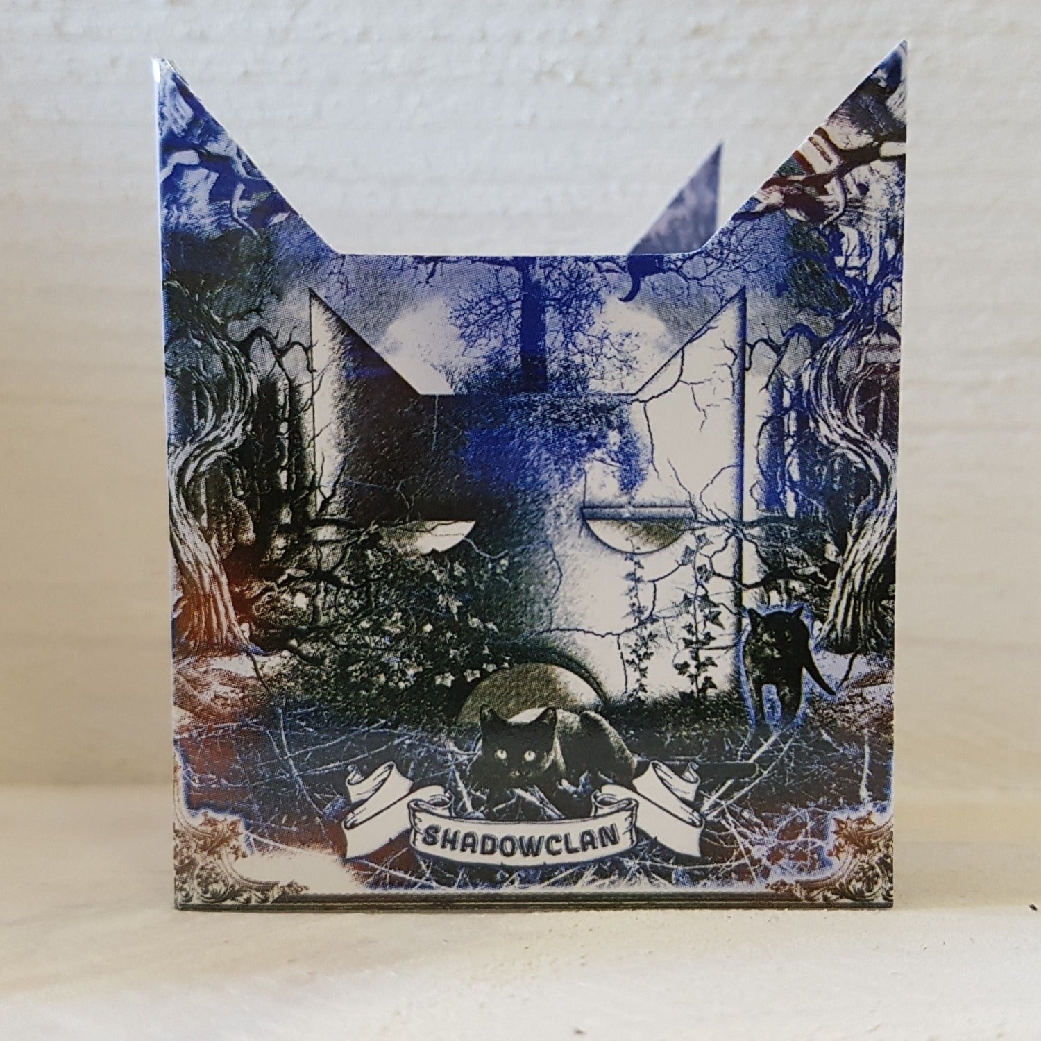 Collector's ShadowClan Pin Badge - Image 5