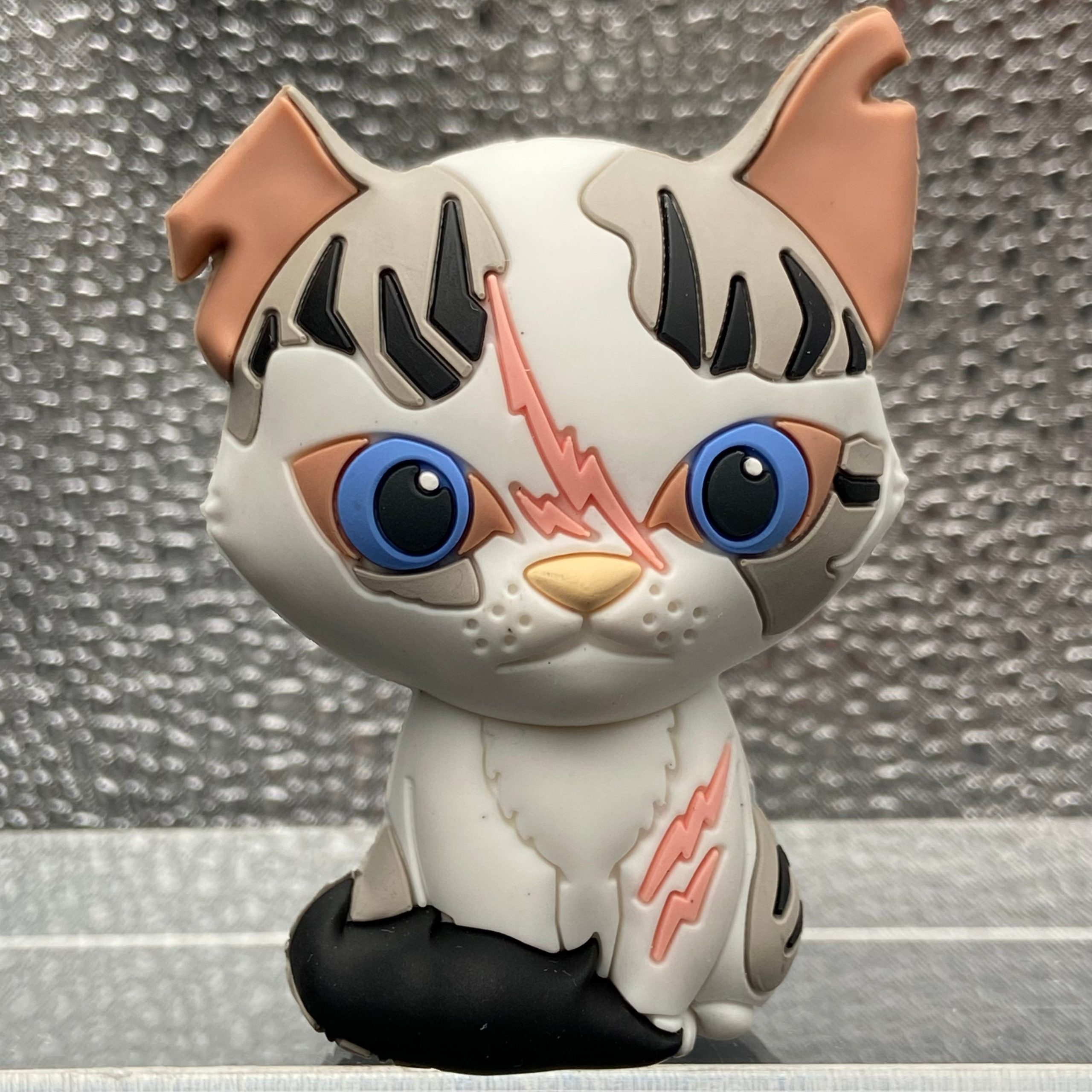 Yellowfang & Ivypool - Mini Collector Figures (Series 3) - Image 5