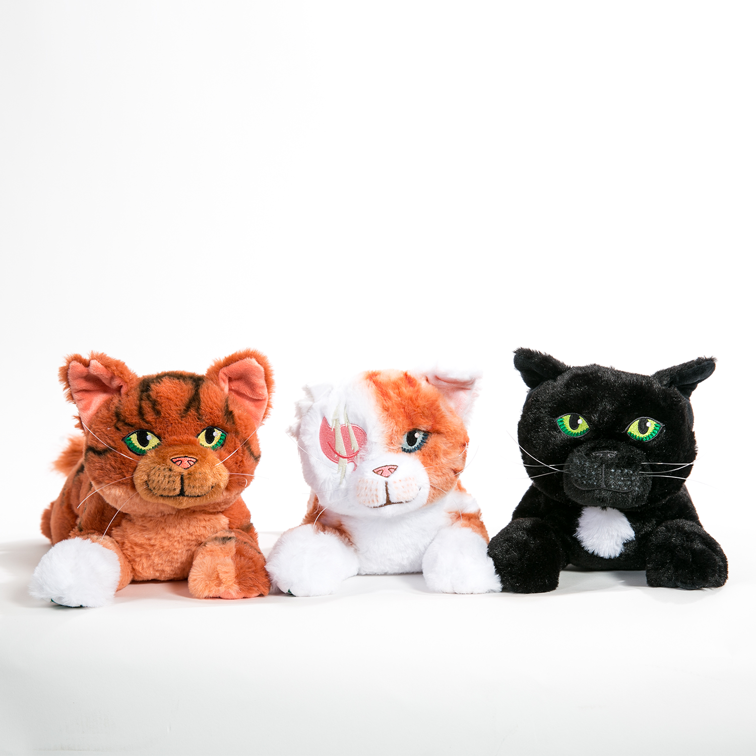 Squirrelflight Large Plush Cat - Image 4